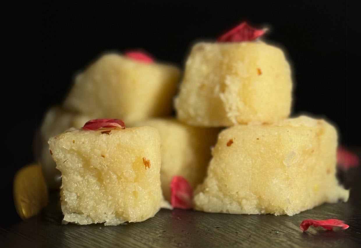 Buy 2 medium get Discount of Rs:500